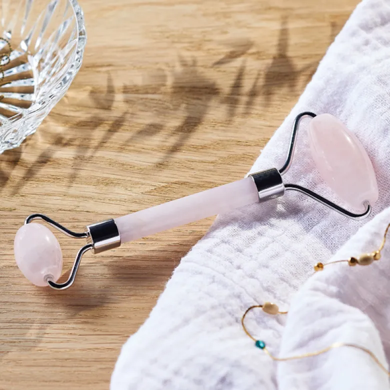 Rouleau de massage visage quartz rose
