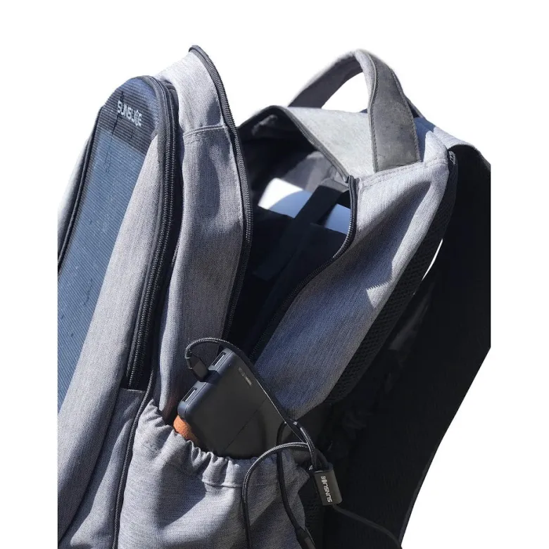 Sac à dos avec panneau solaire puissant
