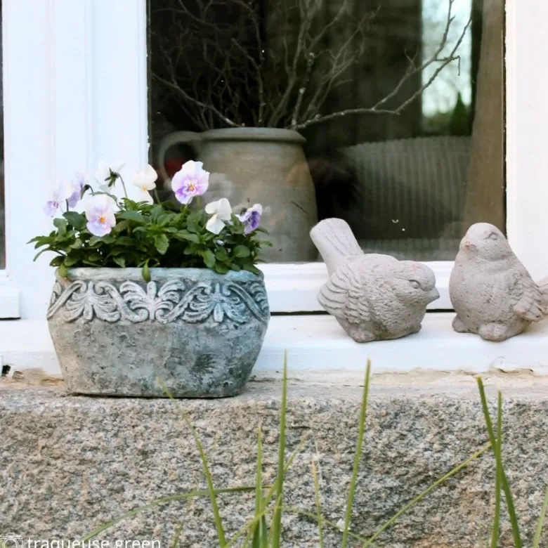 Statue statuette sculpture pierre oiseau déco jardin béton gris 14cm