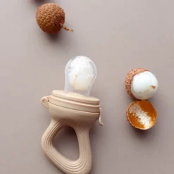 Sucette grignoteuse caramel avec 4 embouts
