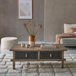 Table basse en pin massif recyclé