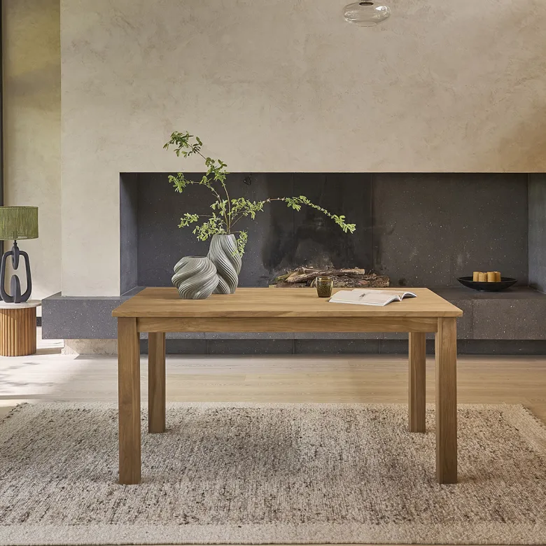 Table en bois de teck 4 à 6 pers