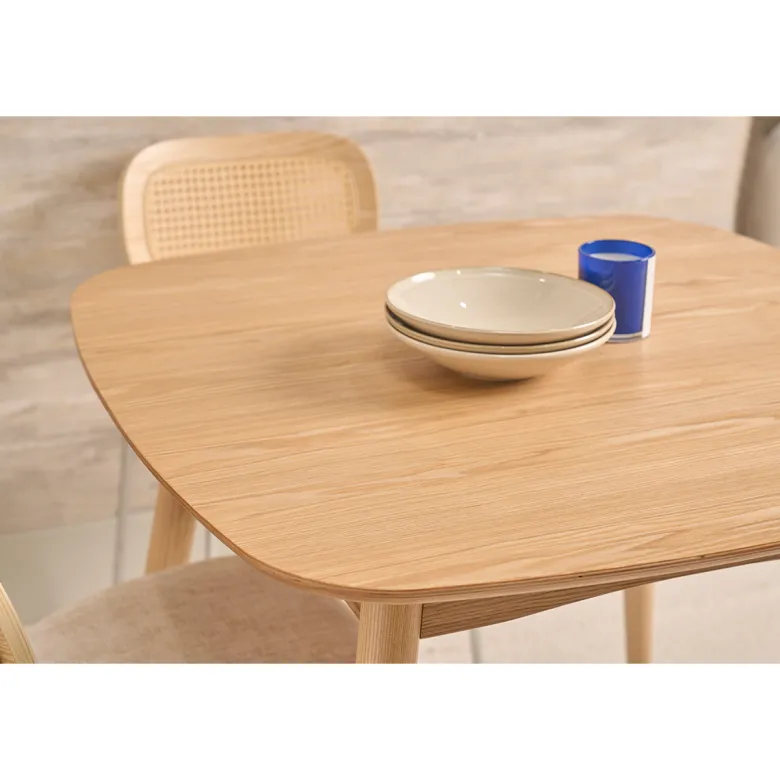 Table à manger carrée frêne naturel l90 cm baltik