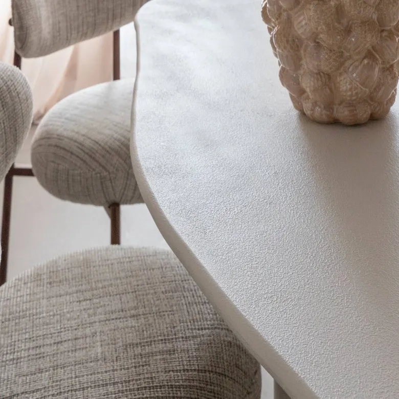 Table à manger effet béton