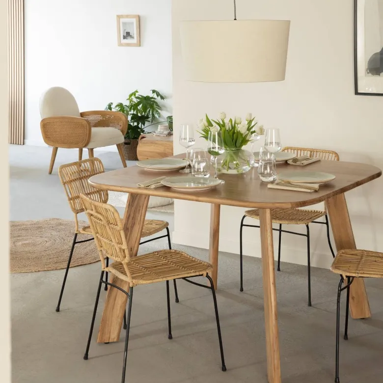 Table à manger en bois acacia flora