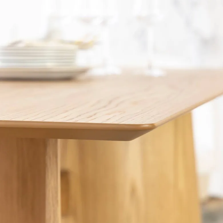 Table à manger en bois almaric