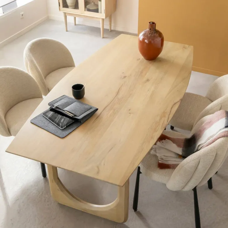 Table à manger en manguier