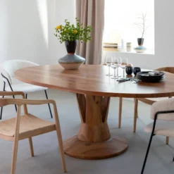 Table ovale en bois d'acacia 220 cm