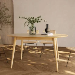 Table ovale 6 personnes en bois clair 150 cm - eddy