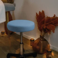 Tabouret rond à roulettes