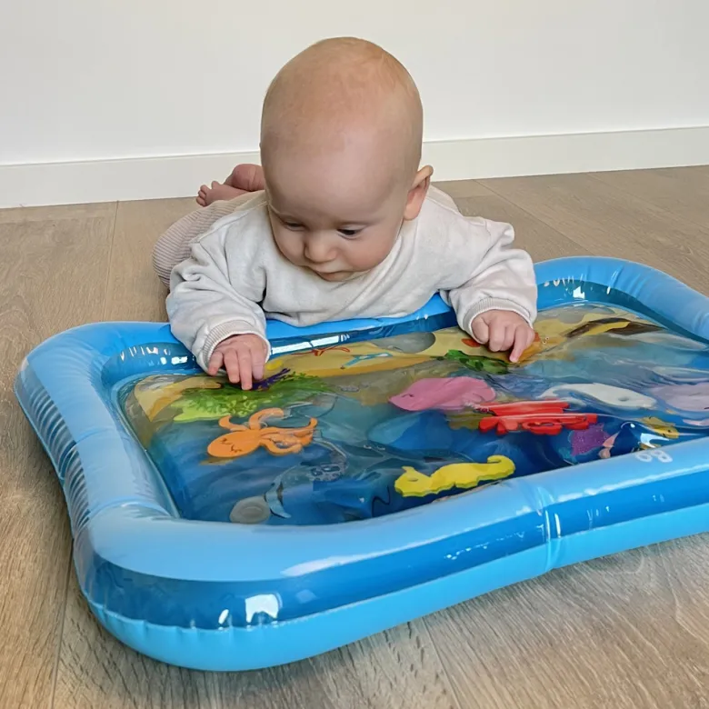 Tapis de jeu et d'eau amis de la mer