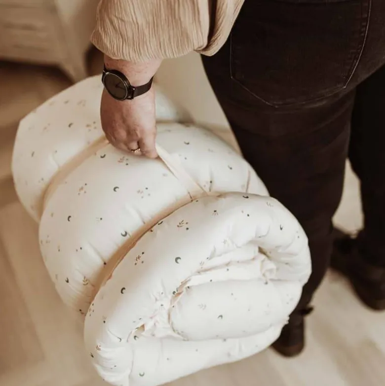 Tapis d'éveil nid relevable bloom moon
