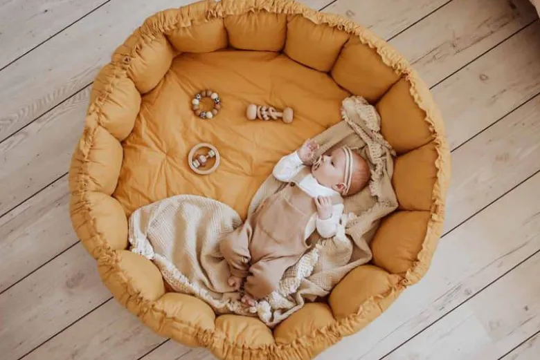 Tapis d'éveil nid relev bloom moutarde