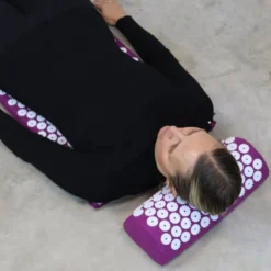 Tapis et coussin d'acupression
