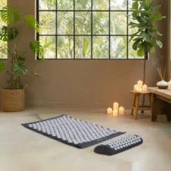 Tapis et coussin d'acupression