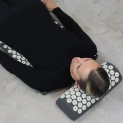 Tapis et coussin d'acupression