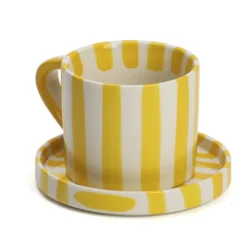 Tasse en céramique rayée avec soucoupe 350 ml Jaune
