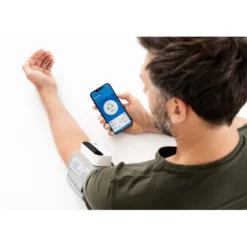 Tensiomètre au bras connecté