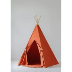 Tente tipi rouge renard