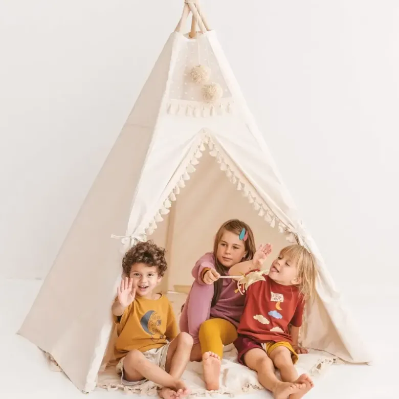 Tipi extra large avec tapis pour enfant en tissu beige