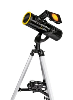 Télescope pour des observations astronomiques et solaires
