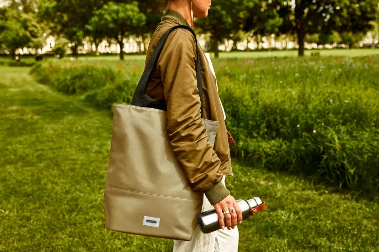 Tote bag isotherme-beige-16l-zippé-compartiment séparés Beige
