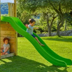 Tour de jeux toboggan
