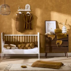 Tresse tour de lit bébé déco noisette
