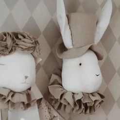 Trophée mural lapine en lin chambre bébé