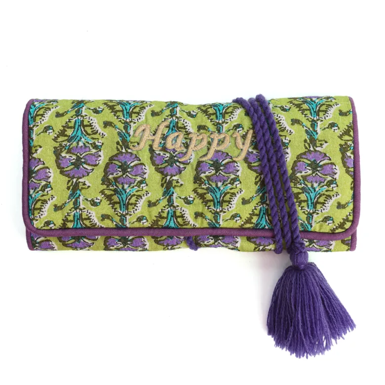 Trousse à bijoux de voyage artisanale roulée et brodée en tissu Vert
