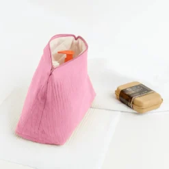 Trousse de toilette en coton bio rose