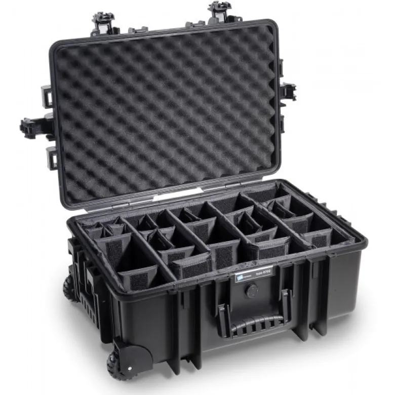 Valise polyvalente type 6700 noir avec cloisons amovibles