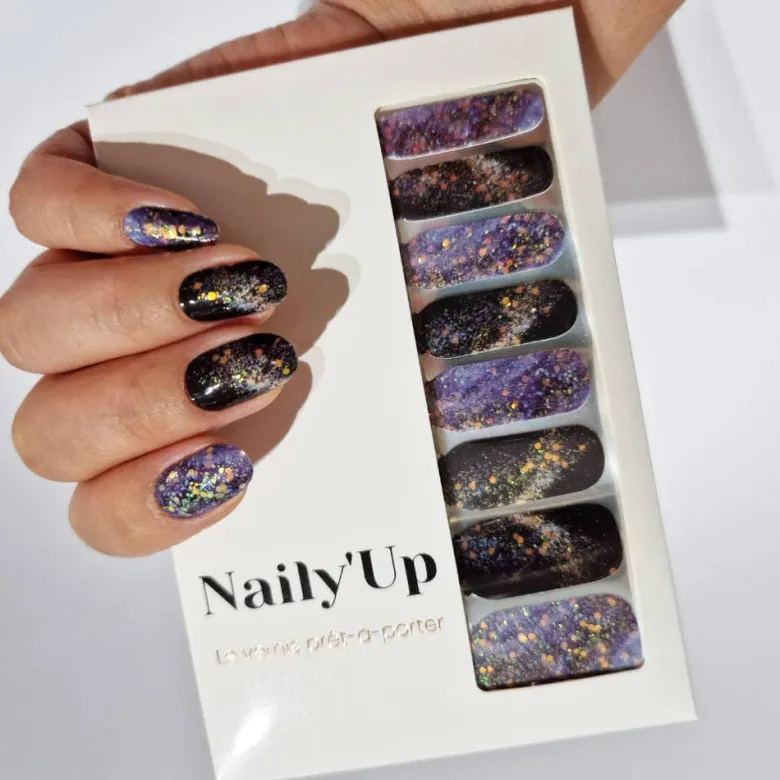 Vernis autocollant stellar night - manucure facile longue tenue Night sky